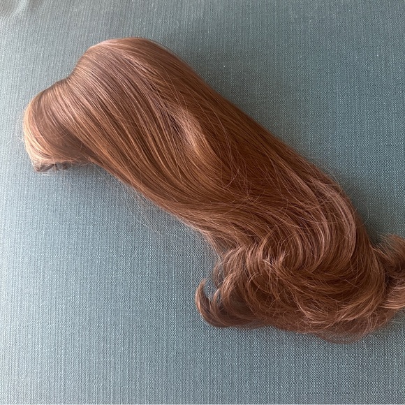 20-inch Brown Loose Wave with Bangs (Synthetic Wig - Picture 3 of 4